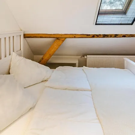 דירה Huus An't Koornfeld Dachgeschoss *